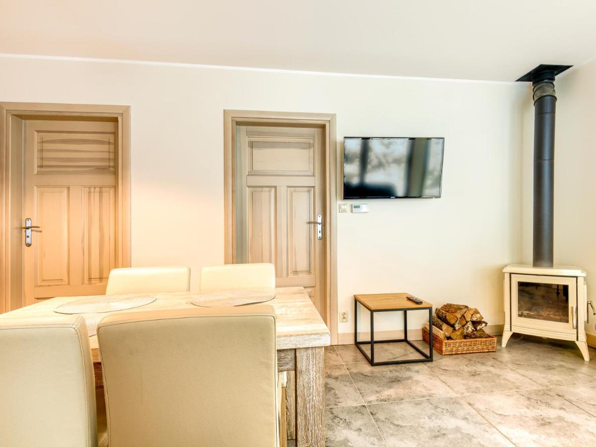 Mazursko - Komfortowe Apartamenty Nad Jeziorem, Sauna, Kominki Na Parterze Kretowiny Extérieur photo