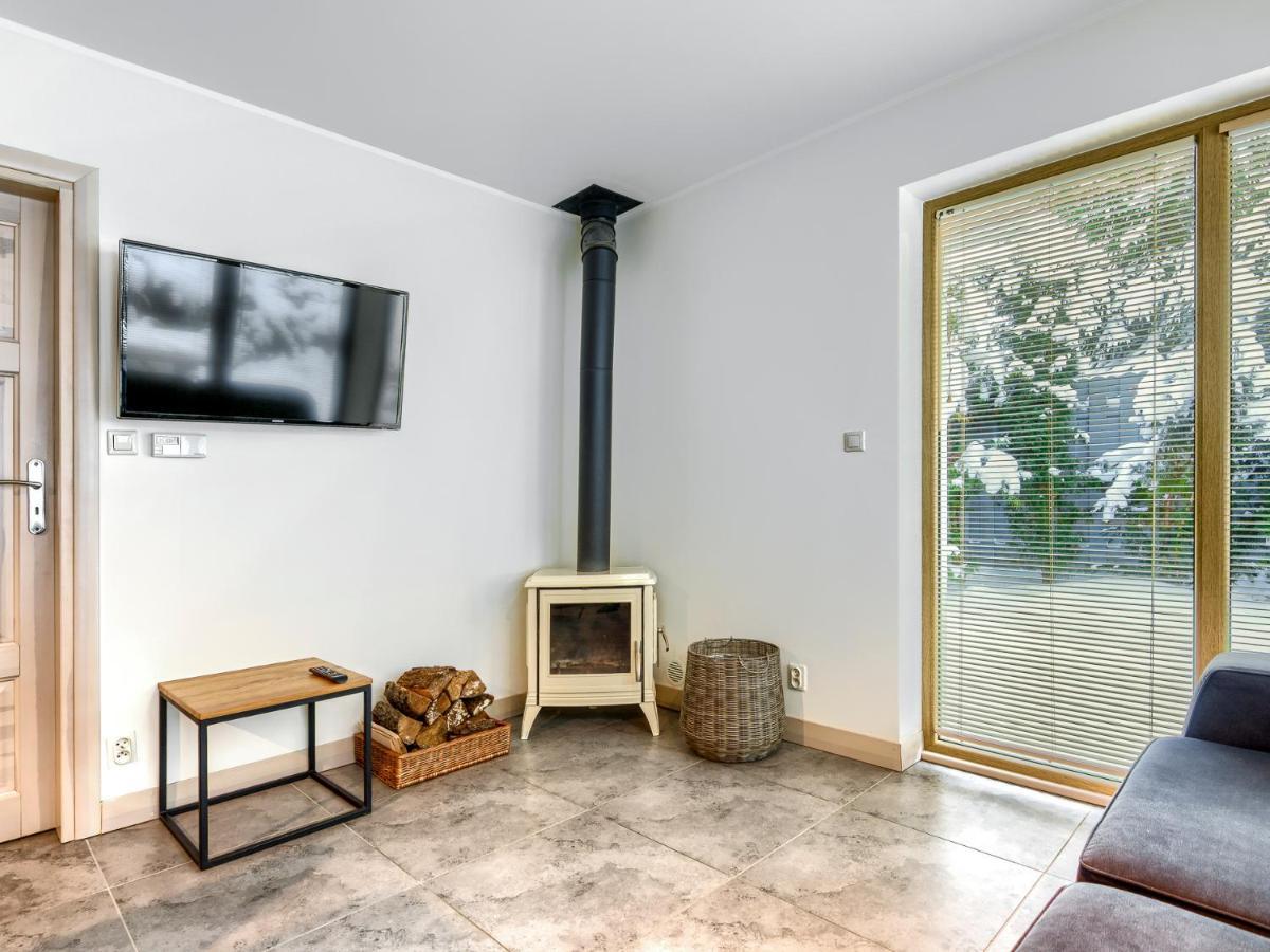 Mazursko - Komfortowe Apartamenty Nad Jeziorem, Sauna, Kominki Na Parterze Kretowiny Extérieur photo