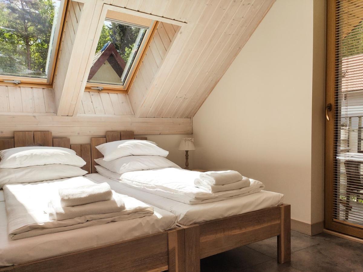 Mazursko - Komfortowe Apartamenty Nad Jeziorem, Sauna, Kominki Na Parterze Kretowiny Extérieur photo