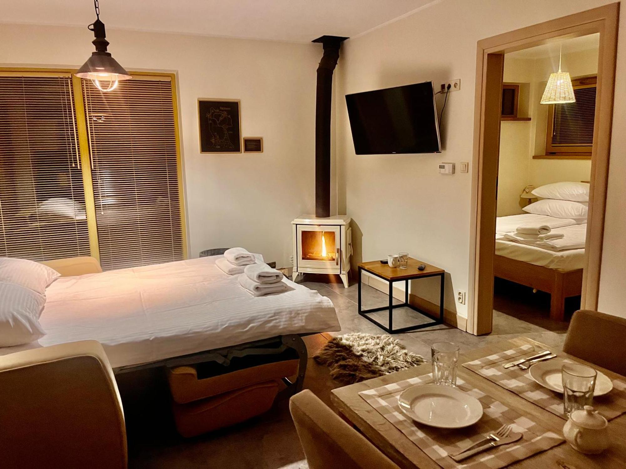 Mazursko - Komfortowe Apartamenty Nad Jeziorem, Sauna, Kominki Na Parterze Kretowiny Extérieur photo